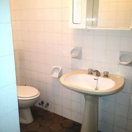 In 29513